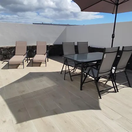 Villa Casa Hubara Lanzarote, Brand New, Bright And Quiet à Playa Blanca  Extérieur photo